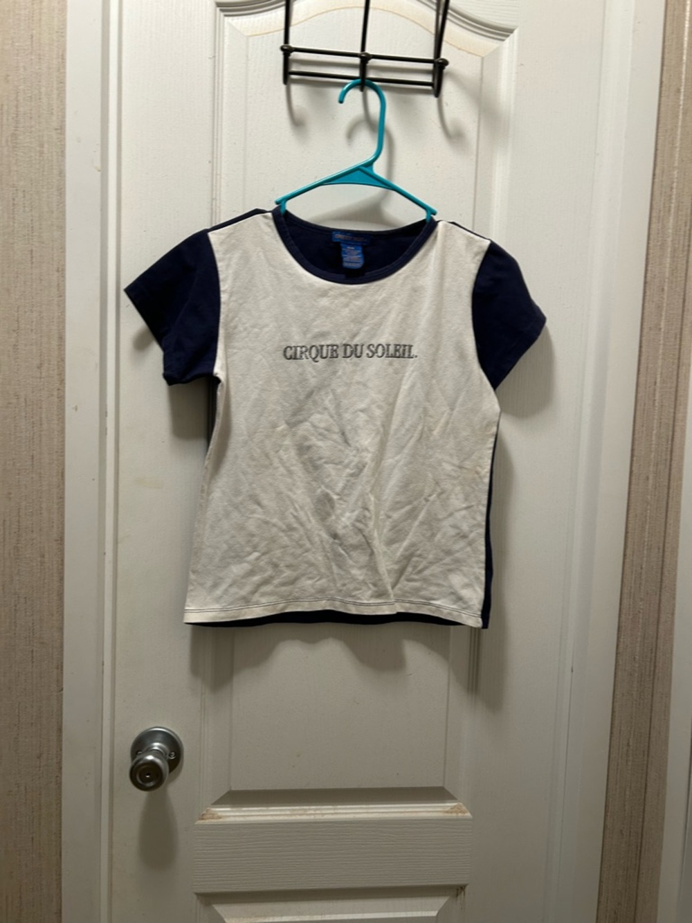 Cirque du Soleil White & Navy Short Sleeve Crew Tee